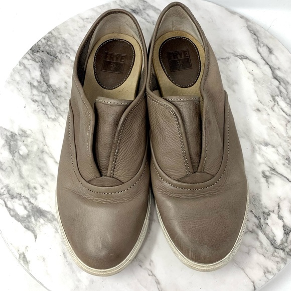 Frye Mindy Slip On Oxford Sneakers Gray Taupe Leather 8.5 Casual Academia Retro - Picture 6 of 12